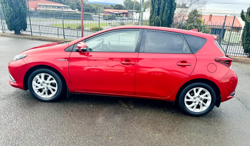 
2018 TOYOTA COROLLA ZWE186R HYBRID FWD HATCHBACK 4 Cyl 1.8L full									