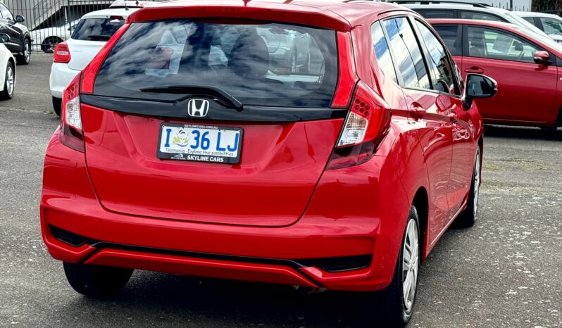 
2019 HONDA JAZZ GF MY20 VTI FWD HATCHBACK 4 Cyl 1.5L full									