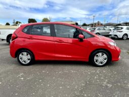 
2019 HONDA JAZZ GF MY20 VTI FWD HATCHBACK 4 Cyl 1.5L full									