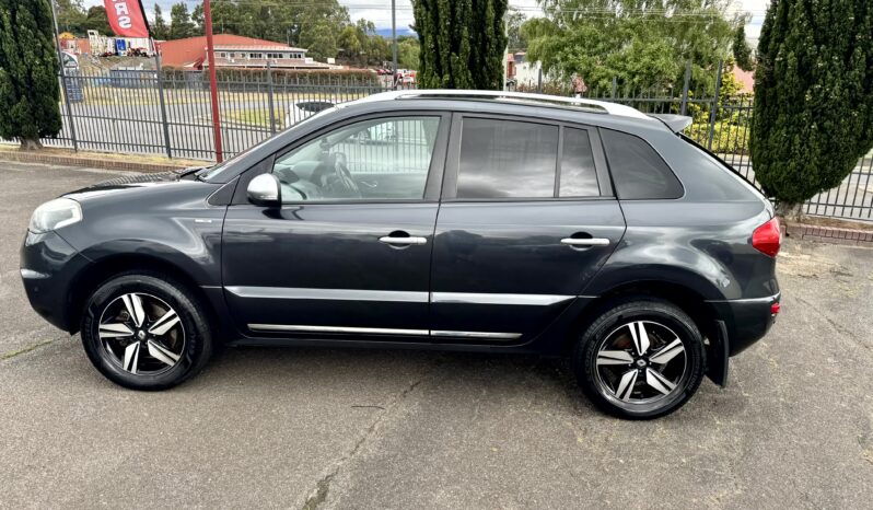 
2015 RENAULT KOLEOS H45 PHASE III MY15 BOSE FWD WAGON 4 CYL 2.5 L full									