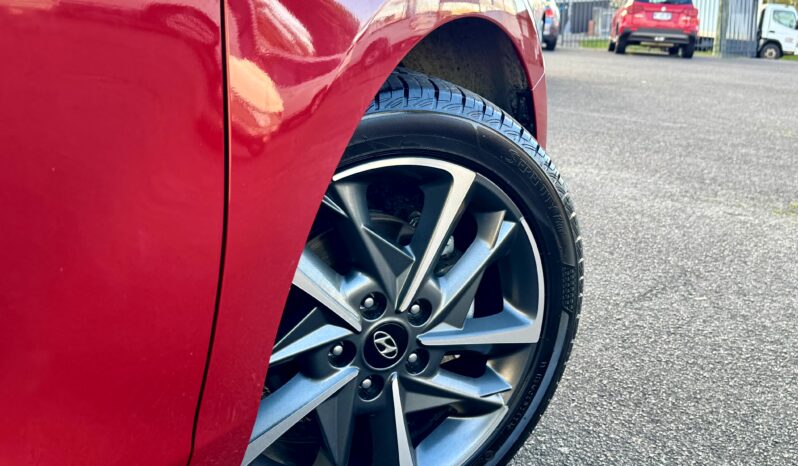 
2020 HYUNDAI I30 PD.V4 MY21 ACTIVE FWD HATCHBACK 4 Cyl 2 L full									