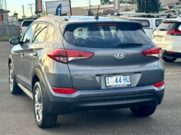 
2017 HYUNDAI TUCSON ACTIVE X (SUNROOF) WAGON FWD 4 Cyl 2 L full									