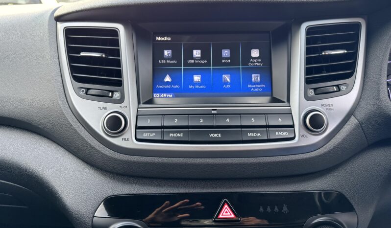 
2017 HYUNDAI TUCSON ACTIVE X (SUNROOF) WAGON FWD 4 Cyl 2 L full									