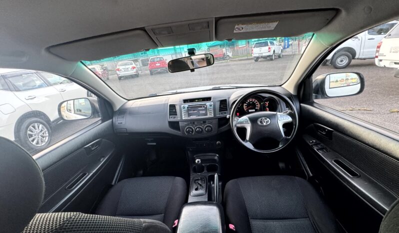 
2014 TOYOTA HILUX GGN15R MY14 SR DUAL CAB RWD UTILITY 6 Cyl 4 L full									