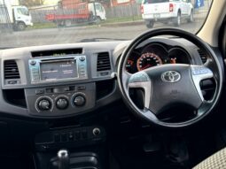 
2014 TOYOTA HILUX GGN15R MY14 SR DUAL CAB RWD UTILITY 6 Cyl 4 L full									