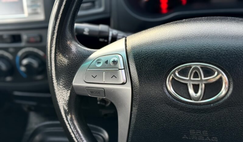 
2014 TOYOTA HILUX GGN15R MY14 SR DUAL CAB RWD UTILITY 6 Cyl 4 L full									