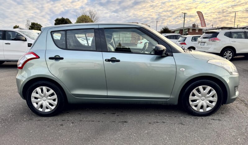 
2011 SUZUKI SWIFT FZ GA FWD HATCHBACK 4 Cyl 1.4 L full									
