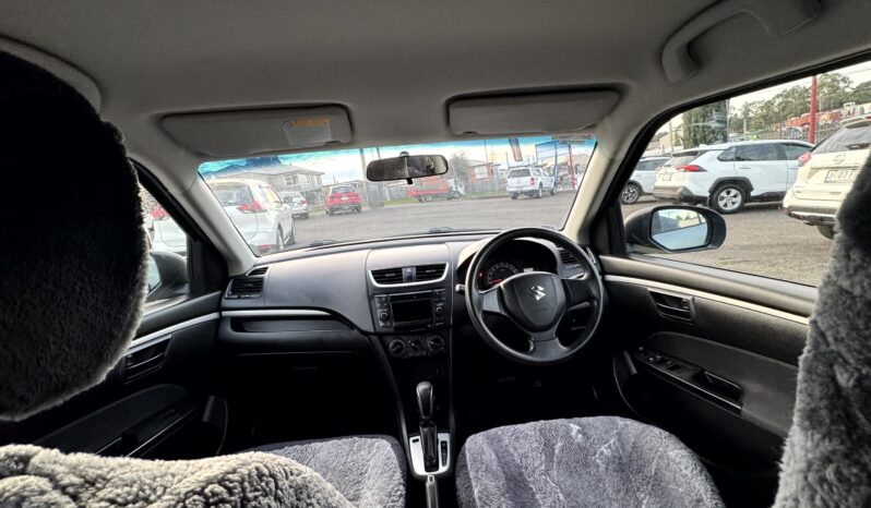 
2011 SUZUKI SWIFT FZ GA FWD HATCHBACK 4 Cyl 1.4 L full									