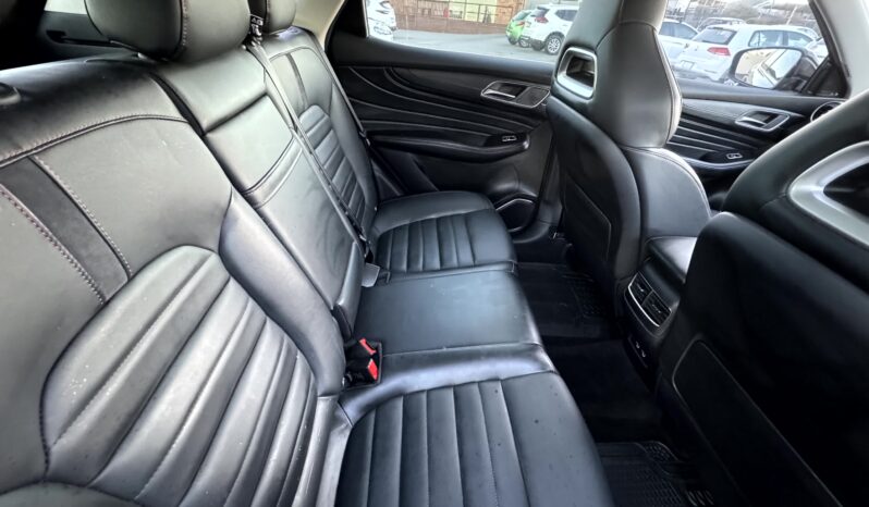 
2021 MG HS SAS23 MY21 ESSENCE X 4WD WAGON 4Cyl 2L full									