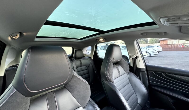 
2021 MG HS SAS23 MY21 ESSENCE X 4WD WAGON 4Cyl 2L full									