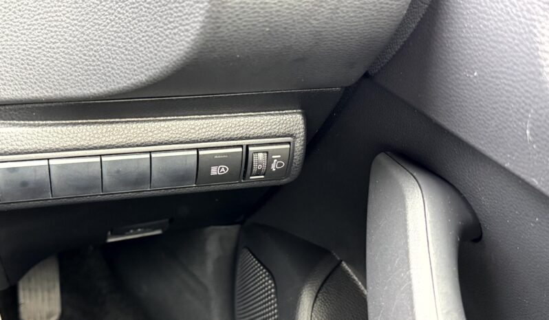 
2019 TOYOTA COROLLA ASCENT SPORT MZEA12R FWD HATCHBACK 4Cyl 2L full									