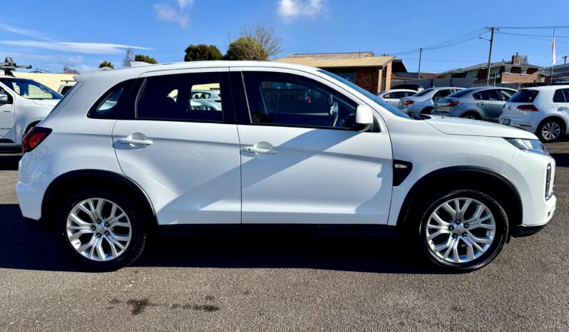 
2021 MITSUBISHI ASX ES (2WD) XD MY21 WAGON 4Cyl 2L full									