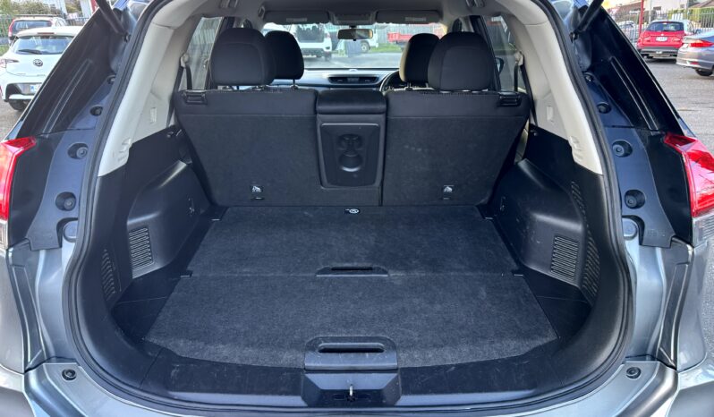 
2018 Nissan X-TRAIL ST (2WD) T32 SERIES 2 WAGON 4Cyl 2.5 L full									