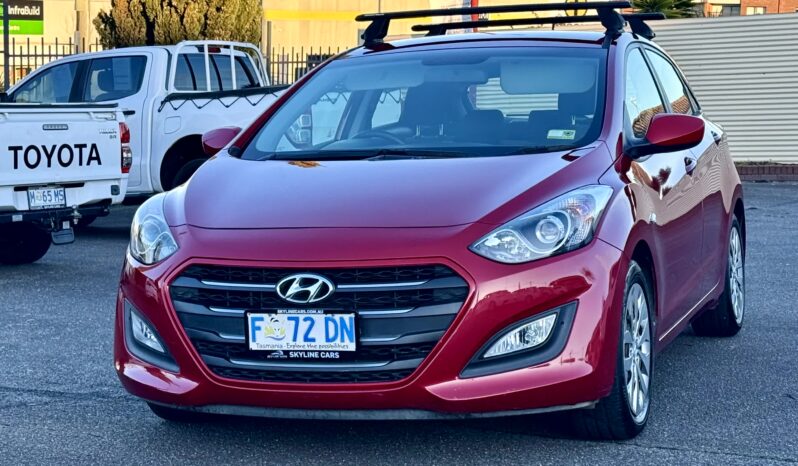 
2016 Hyundai i30 ACTIVE GD4 SERIES 2 Hatchback 4Cyl 1.8 L full									