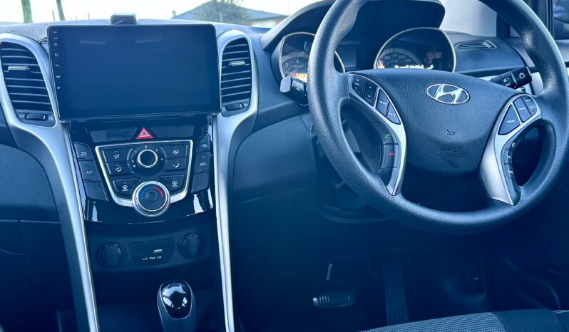 
2016 Hyundai i30 ACTIVE GD4 SERIES 2 Hatchback 4Cyl 1.8 L full									