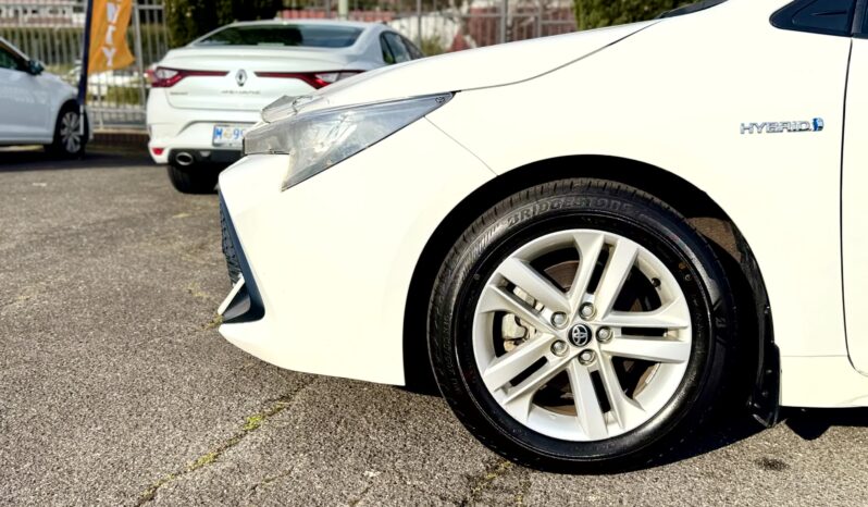 
2020 Toyota COROLLA ASCENT SPORT HYBRID ZWE211R Hatchback 4Cyl 1.8 L full									
