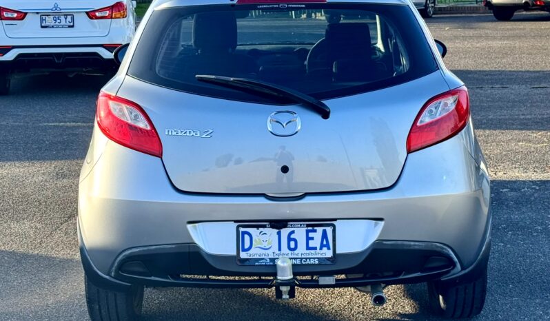 
2012 MAZDA2 NEO Hatchback 4Cyl 1.5 L full									