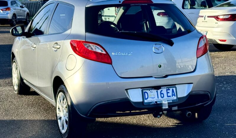 
2012 MAZDA2 NEO Hatchback 4Cyl 1.5 L full									