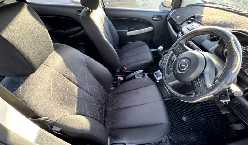 
2012 MAZDA2 NEO Hatchback 4Cyl 1.5 L full									