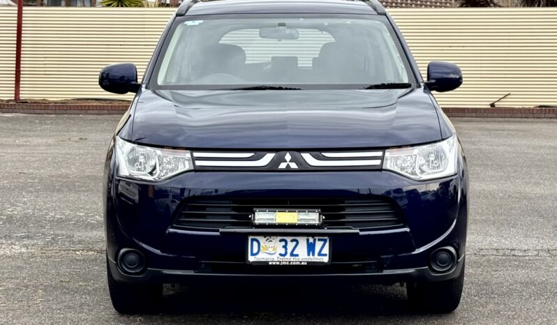 
2013 Mitsubishi OUTLANDER ES (4×4) ZJ MY14 4Cyl 2.4L full									
