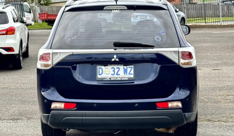 
2013 Mitsubishi OUTLANDER ES (4×4) ZJ MY14 4Cyl 2.4L full									