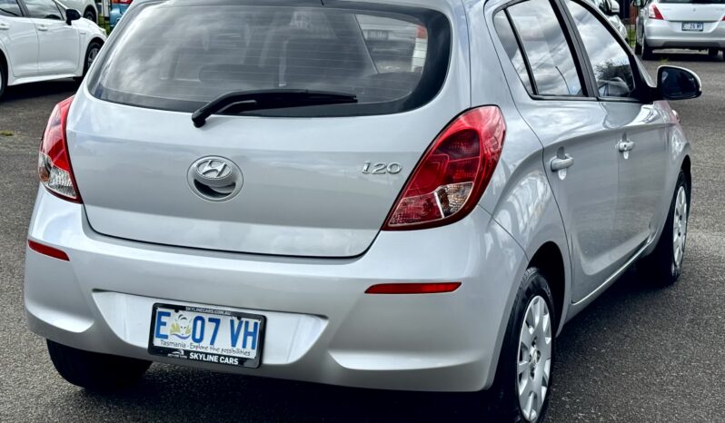 
2013 HYUNDAI i20 ACTIVE PB MY12.5 Hatchback 4Cyl 1.4L full									