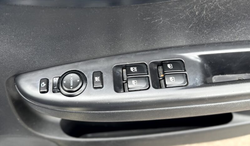 
2013 HYUNDAI i20 ACTIVE PB MY12.5 Hatchback 4Cyl 1.4L full									