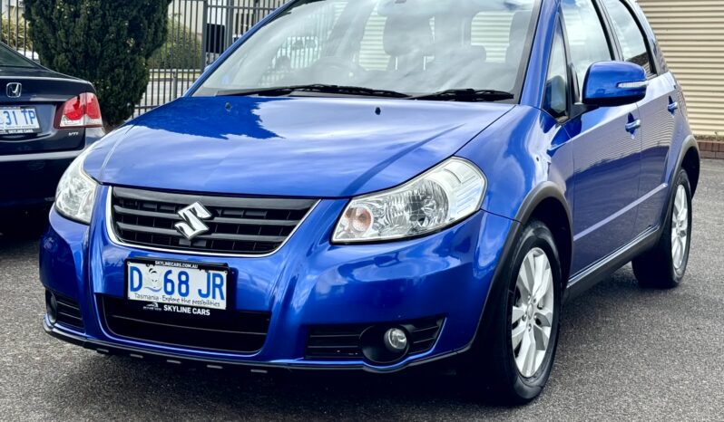 
2013 Suzuki SX4 CROSSOVER S AWD Hatchback 4Cyl 2L full									