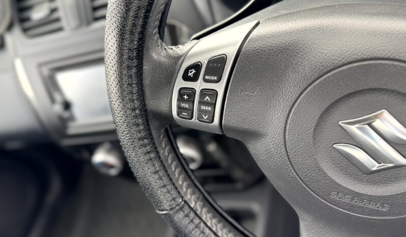 
2013 Suzuki SX4 CROSSOVER S AWD Hatchback 4Cyl 2L full									