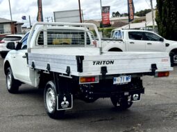 
2018 MITSUBISHI TRITON GLX MQ MY18 DIESEL TURBO C/CHAS 4Cyl 2.4L full									