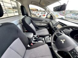 
2018 MITSUBISHI TRITON GLX MQ MY18 DIESEL TURBO C/CHAS 4Cyl 2.4L full									