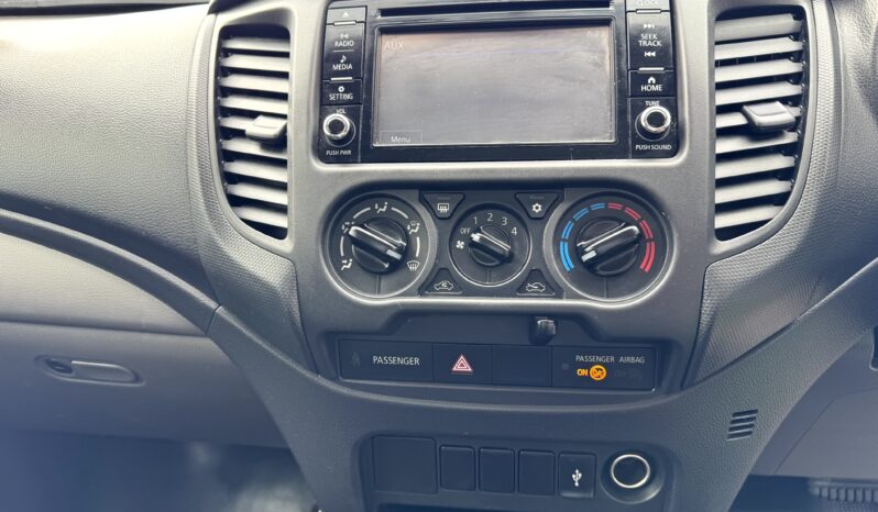 
2018 MITSUBISHI TRITON GLX MQ MY18 DIESEL TURBO C/CHAS 4Cyl 2.4L full									