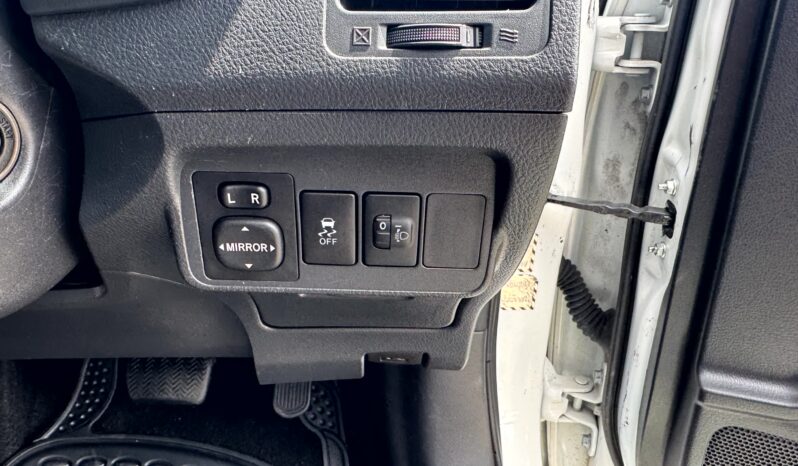 
2013 COROLLA ASCENT ZRE152R SEDAN 4Cyl 1.8L full									