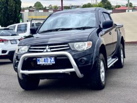 2015 TRITON GLX (4×4) MN MY15 DIESEL TURBO DOUBLE CAB UTILITY 4CYL 2.5L