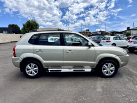 2009 HYUNDAI TUCSON CITY SX MY09 Wagon 4cyl 2.0L