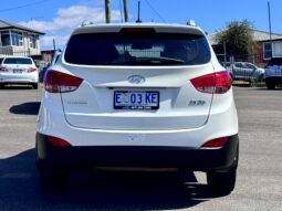 
2012 Hyundai iX35 ELITE (AWD) LM MY11 WAGON DIESEL TURBO 4Cyl 2L full									