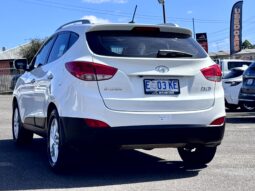 
2012 Hyundai iX35 ELITE (AWD) LM MY11 WAGON DIESEL TURBO 4Cyl 2L full									