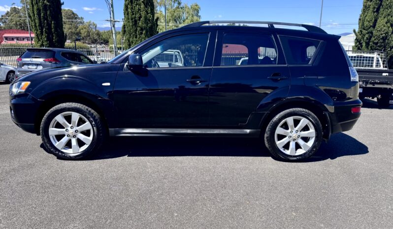 
2012 OUTLANDER LS ZH MY12 4WD Wagon 4Cyl 2.4L full									