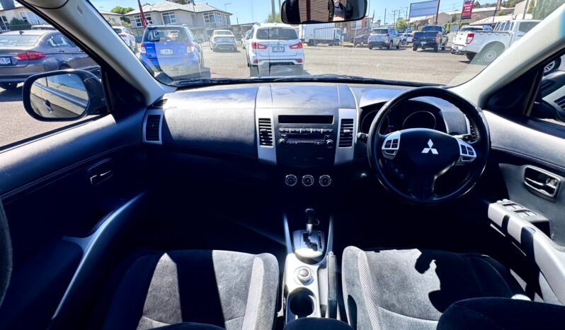 
2012 OUTLANDER LS ZH MY12 4WD Wagon 4Cyl 2.4L full									