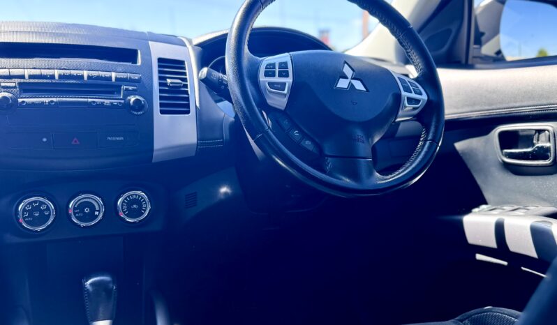 
2012 OUTLANDER LS ZH MY12 4WD Wagon 4Cyl 2.4L full									