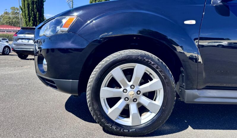 
2012 OUTLANDER LS ZH MY12 4WD Wagon 4Cyl 2.4L full									