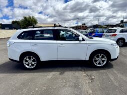 2013 OUTLANDER ES (4×4) ZJ Wagon 4Cyl 2.4L