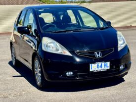 2010 Honda JAZZ GLi GE Hatchback 4Cyl 1.3L