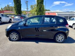 2010 Honda JAZZ GLi GE Hatchback 4Cyl 1.3L full