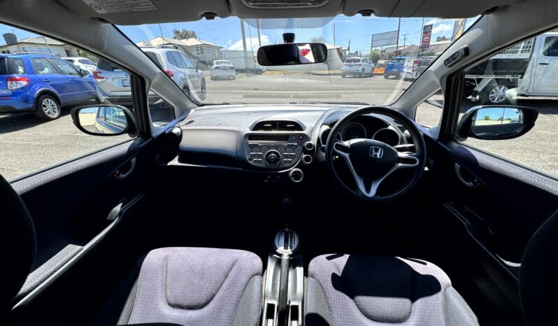 
2010 Honda JAZZ GLi GE Hatchback 4Cyl 1.3L full									