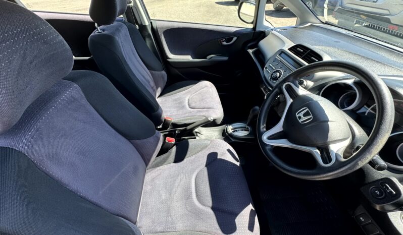 
2010 Honda JAZZ GLi GE Hatchback 4Cyl 1.3L full									