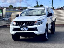 2017 Mitsubishi TRITON GLX MQ MY17 RWD C/CHAS 4Cyl 2.4L Diesel Turbo