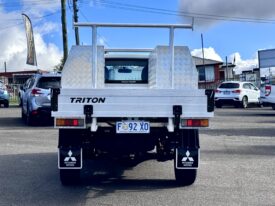 2017 Mitsubishi TRITON GLX MQ MY17 RWD C/CHAS 4Cyl 2.4L Diesel Turbo