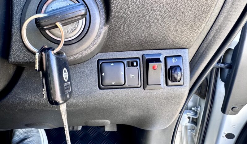 
2008 Nissan NAVARA ST-X (4×4) D40 DUAL CAB 4Cyl 2.5L DIESEL TURBO full									