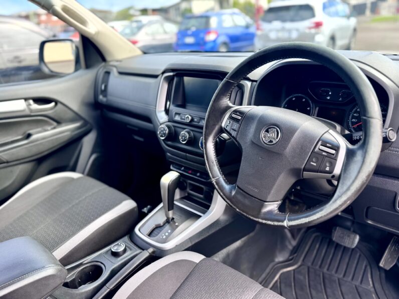 
								2017 Holden COLORADO LS (4×4) RG MY18 Double C/CHAS DIESEL TURBO 4Cyl 2.8L full									
